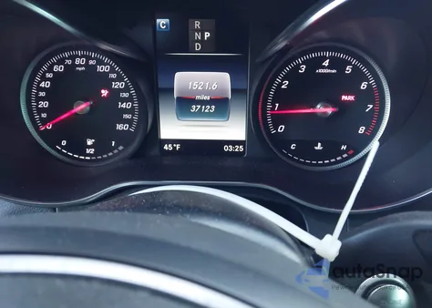 2018 Mercedes-Benz Glc 300 4Matic из США, поврежденный, VIN WDC0G4KBXJV061761